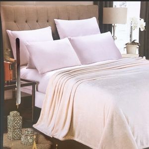 Ivory Cream Micro Plush Velvet Throw Blanket